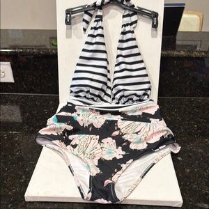 BEACHSISSI NWOT Striped Halter Bikini Top ONE PIECE-with floral Bottom